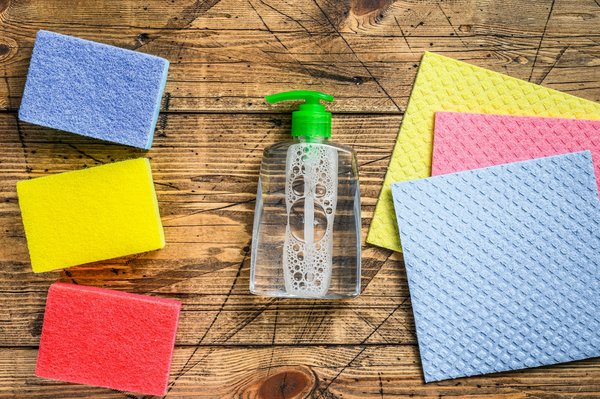 Prestations de ménage à domicile : pourquoi pratiquer régulièrement le dépoussiérage ?